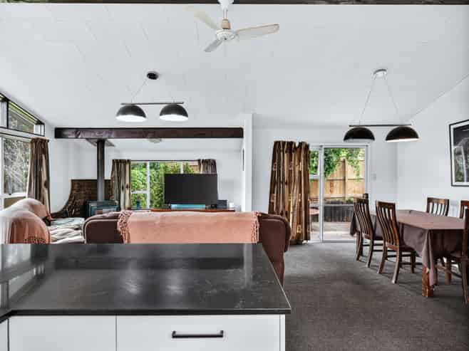 84 Hinemoa Avenue, Taupo