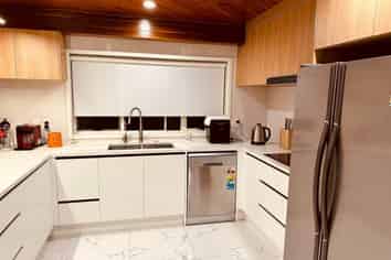 19 Emlyn Place, Torbay