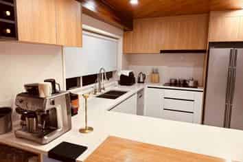 19 Emlyn Place, Torbay