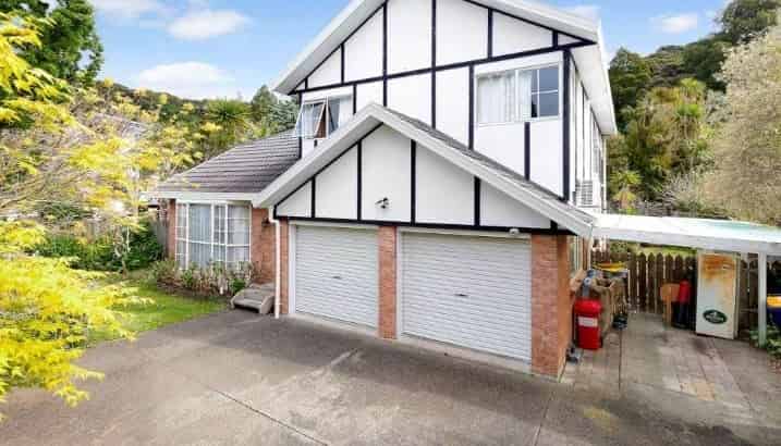 19 Emlyn Place, Torbay