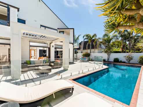 235 Bleakhouse Road, Mellons Bay