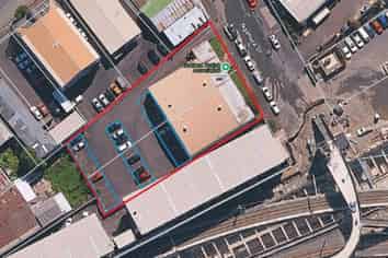 PARK N RIDE FROM CITY RAIL LINK MANGAWHAU STATION