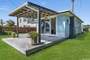 86 Rua Avenue, Waitarere Beach