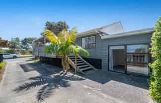 A/4 Twilight Bay, Omaha