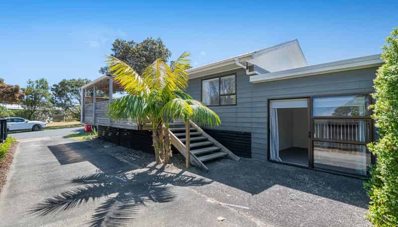 A/4 Twilight Bay, Omaha