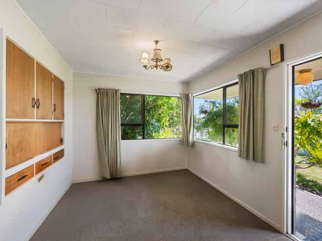 924 Florence Street, Raureka