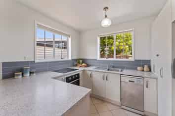 2/9 Britannia Street, North New Brighton