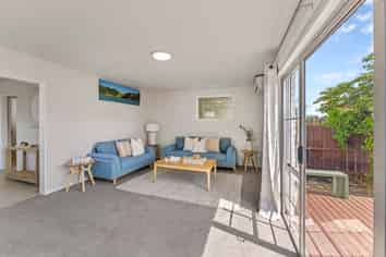 2/9 Britannia Street, North New Brighton