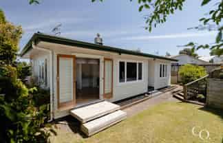 15 Bell Street, Judea