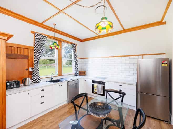 901 State Highway 1, Marton