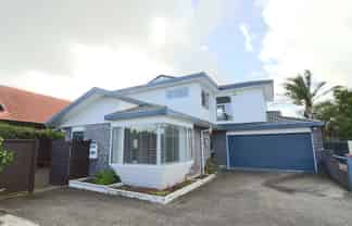 A/50 Whitford Road, Botany Downs