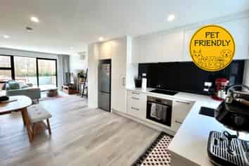 41 Ara Mara Hua, Henderson