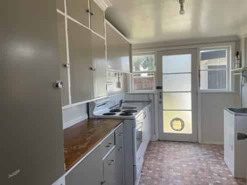 20B Bay Street, Petone