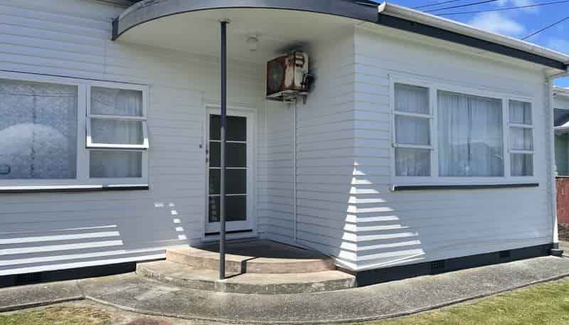 20B Bay Street, Petone