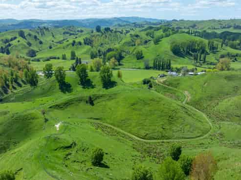 1163 Mangamako Road, Ohingaiti