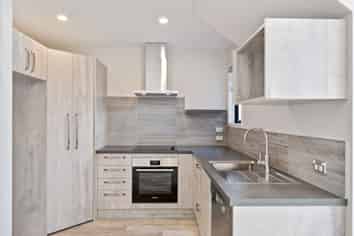 2/38 Hanrahan Street, UPPER RICCARTON