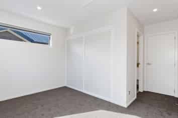 2/38 Hanrahan Street, UPPER RICCARTON