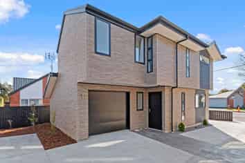 2/38 Hanrahan Street, UPPER RICCARTON