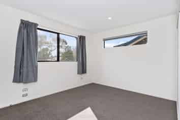 2/38 Hanrahan Street, UPPER RICCARTON