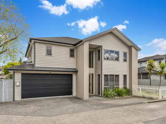 7 Hayward Wright Lane, Avondale