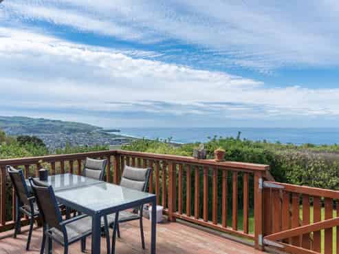 79 Middleton Road, Kew