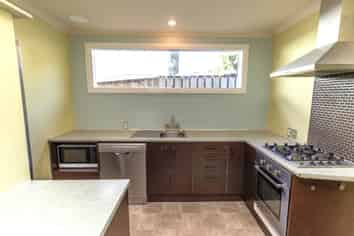 192 Sutherland Road, Lyall Bay