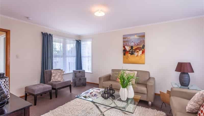 27 Riverpark Crescent, Henderson