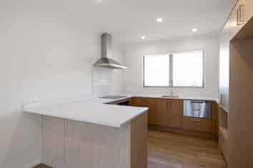 4/6 Ruakiwi Road, Hamilton Lake