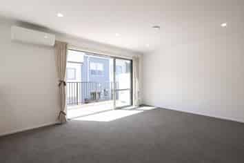 4/6 Ruakiwi Road, Hamilton Lake