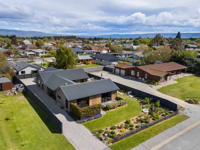 8 Launceston Place, Ranfurly