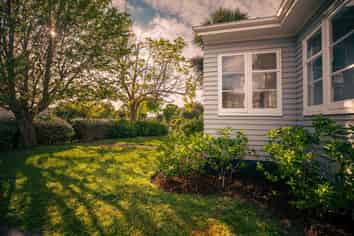 707 Massey Street, Akina