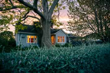 707 Massey Street, Akina