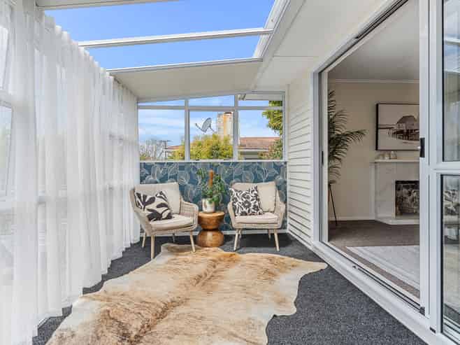 16 Trafalgar Street, Westown