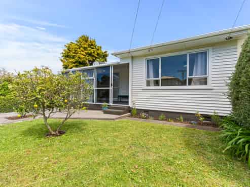 16 Trafalgar Street, Westown