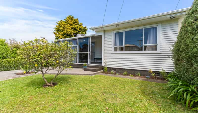 16 Trafalgar Street, Westown