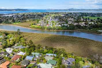 151E Colwill Road, Massey