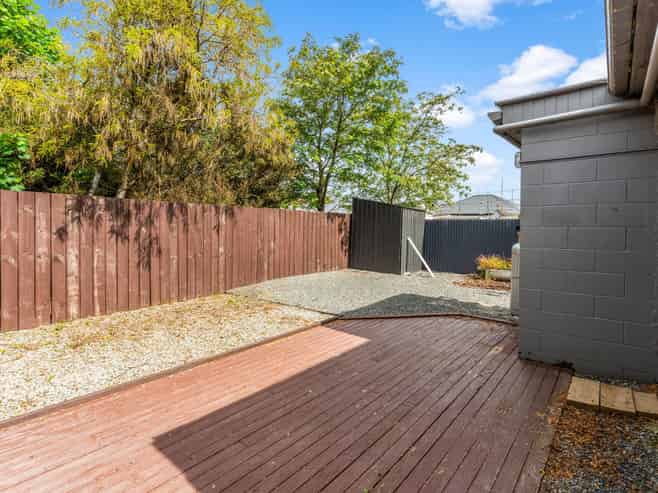 8 Coburn Avenue, NORTH EAST VALLEY