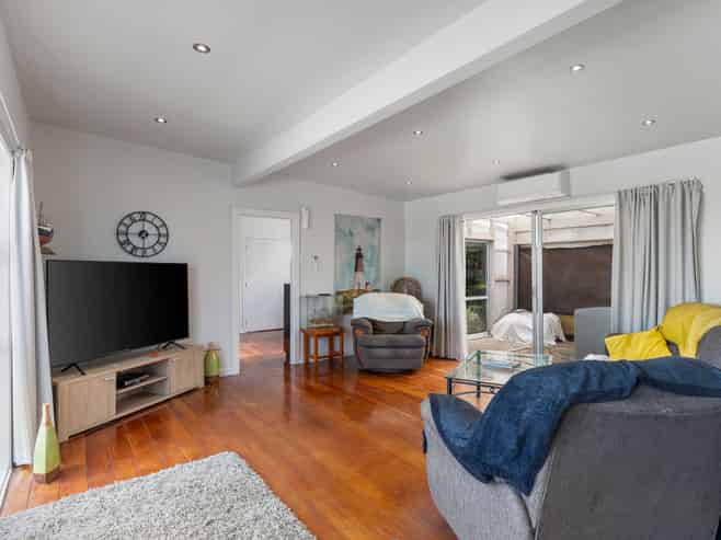 51 Wade River Road, Stanmore Bay