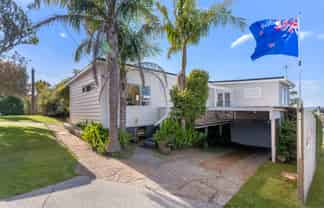 51 Wade River Road, Stanmore Bay