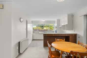 1/5 Cottesmore Close, Burnside