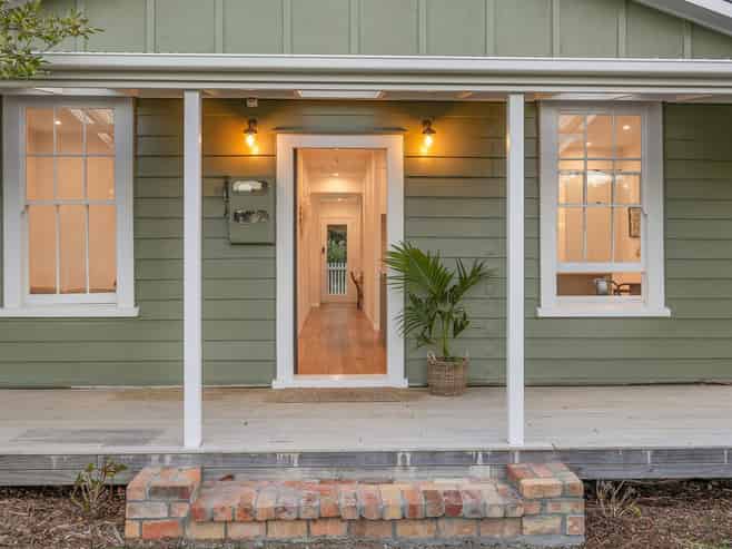  1223 Old North Road, Waimauku