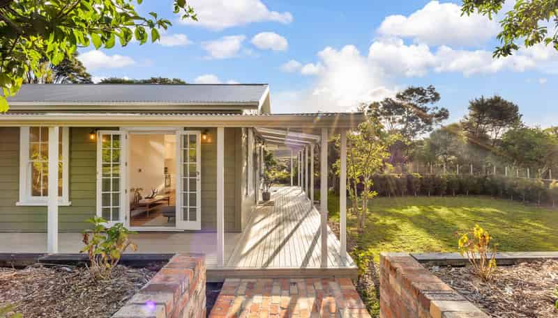  1223 Old North Road, Waimauku