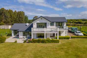 33 Scarborough Road, Timaru