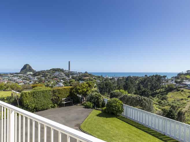 35B Crownhill Street, Spotswood