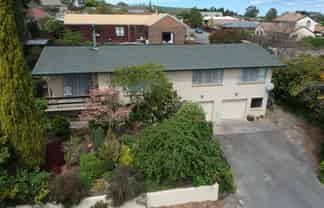 17 Awamoa Road, South Hill