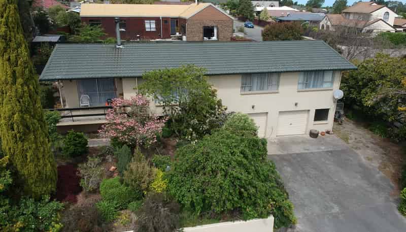 17 Awamoa Road, South Hill