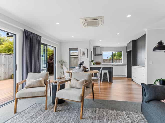 25B Karaka Street, Merrilands