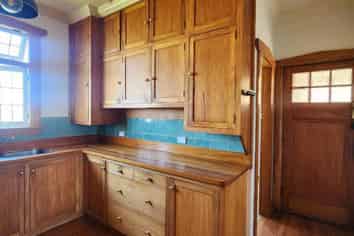 12 Sutton Road, Omata