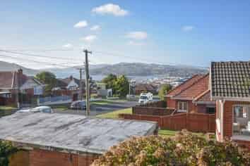 11 Kirriemuir Street, Maryhill