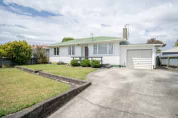 89 Rugby Street, Awapuni